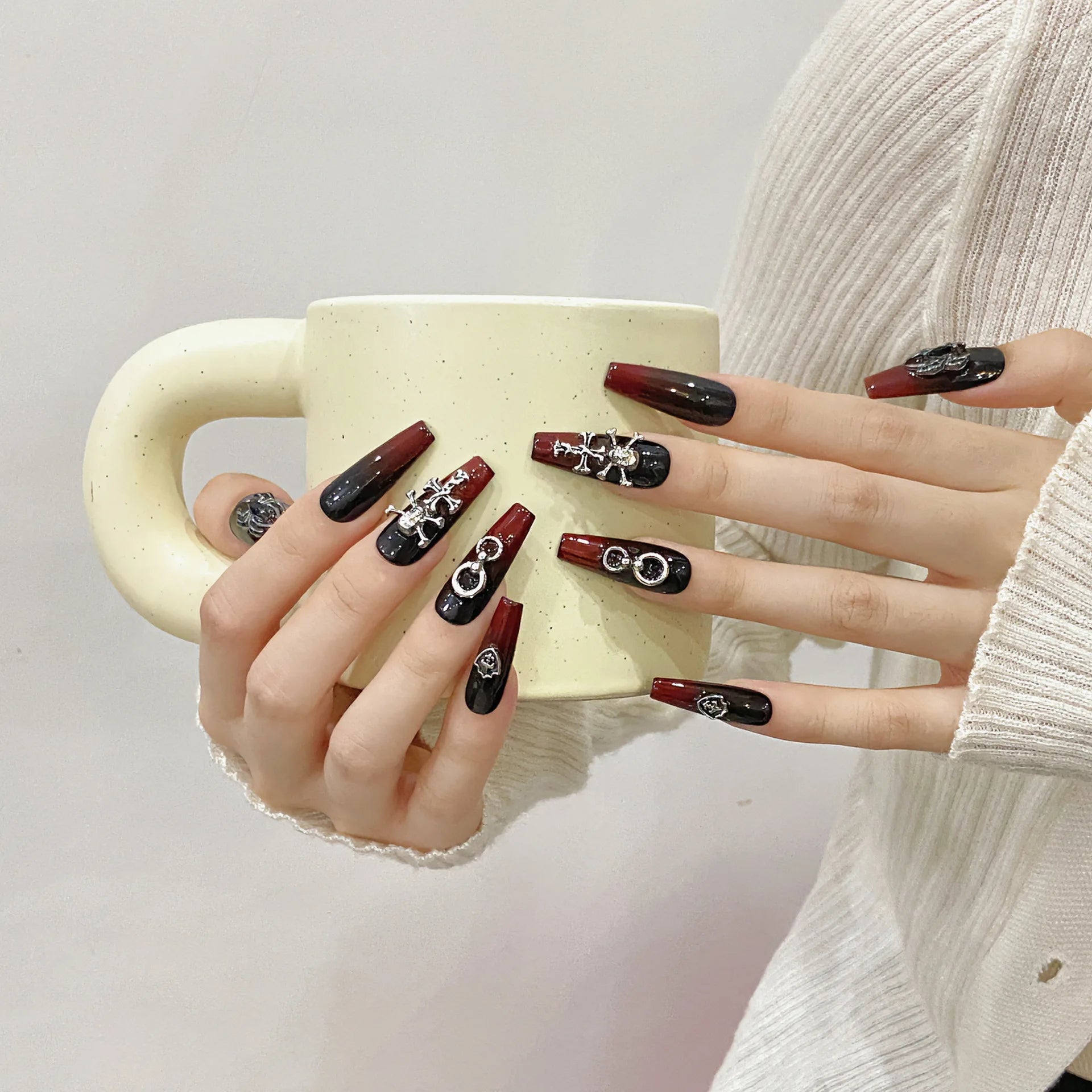 10pcs Handmade Press On Nails Sweet Cool y2k Black Red Gradient Nails Press Ons Cross Long Fake Nails Metallic False Nail Tips