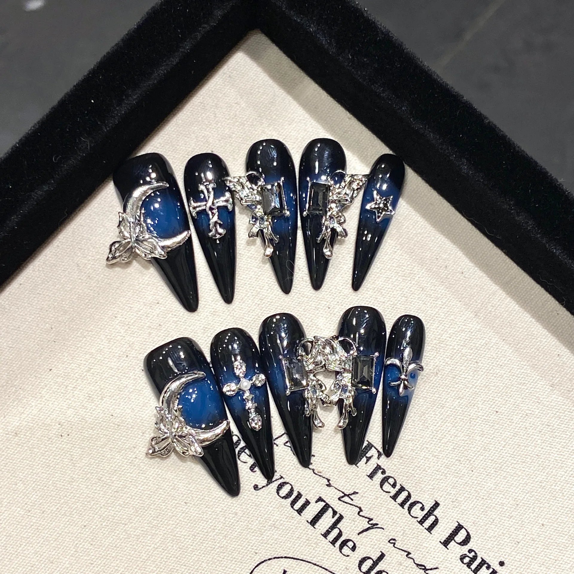 10pcs Handmade Press On Nails Dark Black Long Stiletto 3D Bowknots Rhinestone Decor False Nails Sweet Cool Manicure For Women