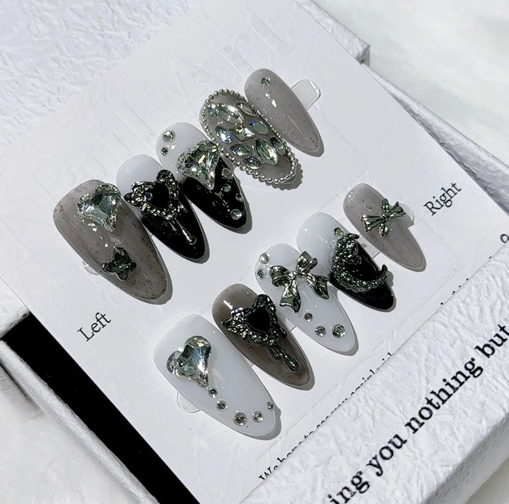 Metal Chain Dark Gothic Almond Press On Nail Art Silver Streak Decoration Handwork Detachable Fake Nails Presson Girl Party Gift