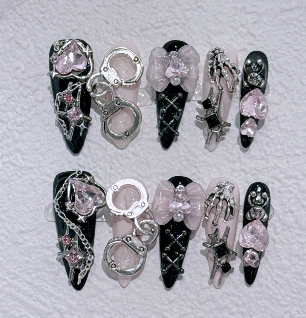 Metal Chain Dark Gothic Almond Press On Nail Art Silver Streak Decoration Handwork Detachable Fake Nails Presson Girl Party Gift